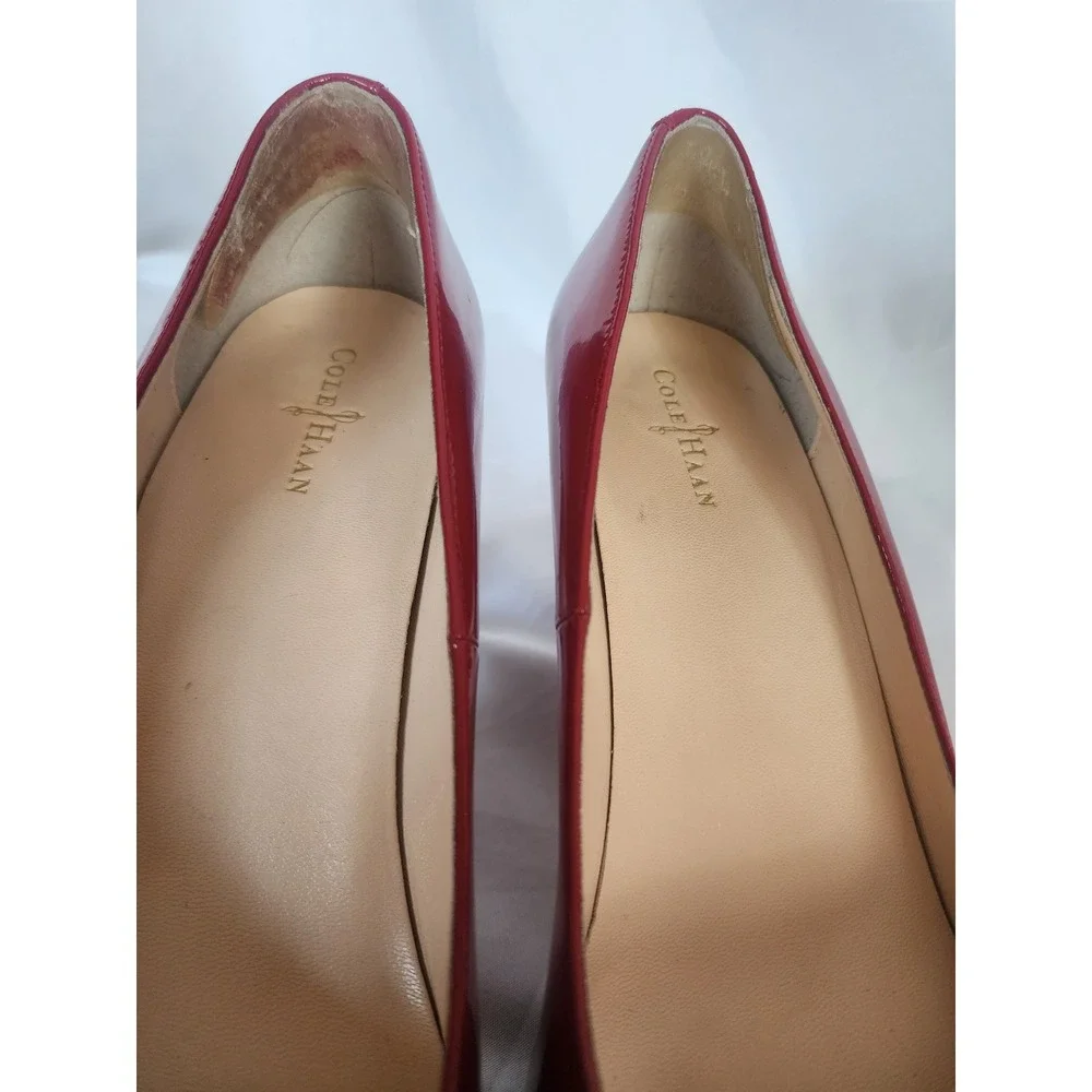 Cole Haan Red Patent Leather Pumps Size 9B Rounded Toe Stacked Heel Dress Shoes